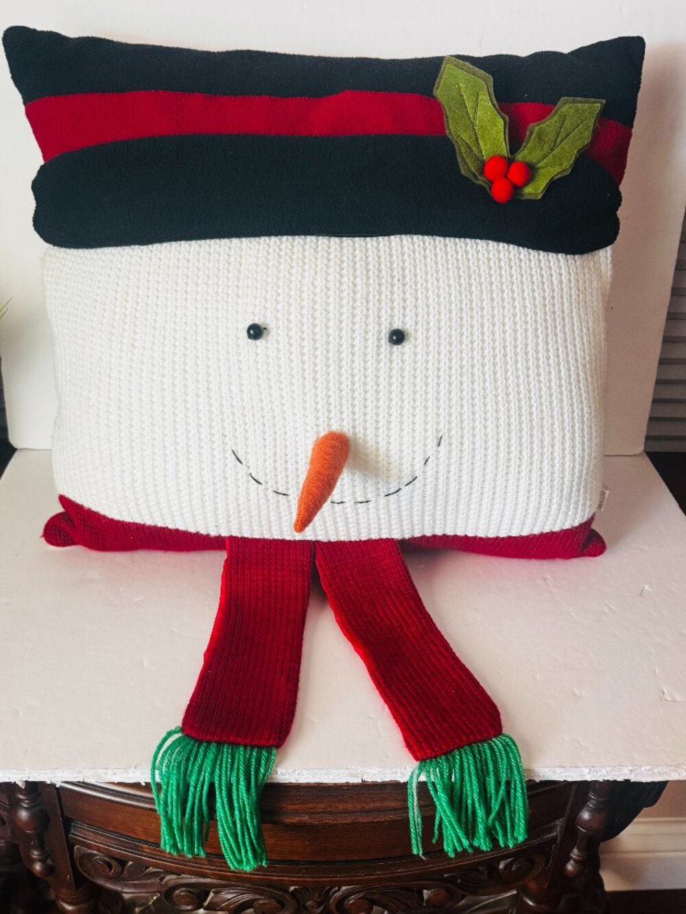 Handmade 3D Snowman Face Christmas Throw Pillow Carrot Nose Button Eyes Scarf